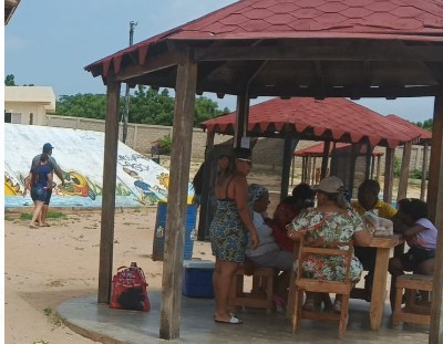 Como surfeando en la “cresta” de la ola del calor, los maracuchos se refugiaron este domingo en el Lago