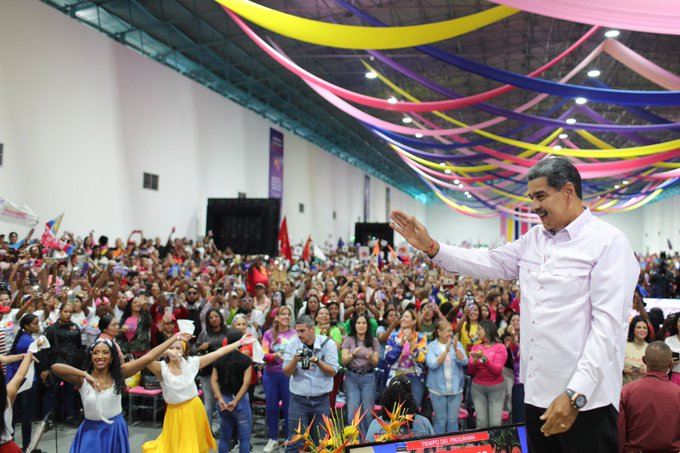 Presidente Maduro anunció más de 285 mil financiamientos para emprendimientos de mujeres