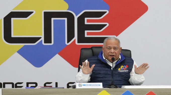 CNE insta a los venezolanos a esperar boletín oficial