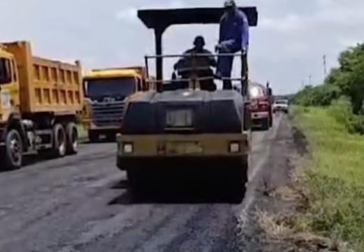 Distribuyen 5 mil toneladas de asfalto en la vía Los Puertos de Altagracia-Maracaibo