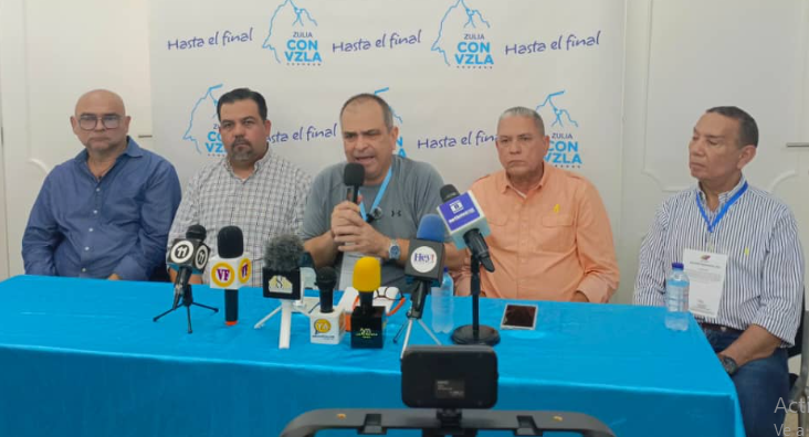 El 92 % de las mesas electorales se instalaron este viernes en el estado Zulia