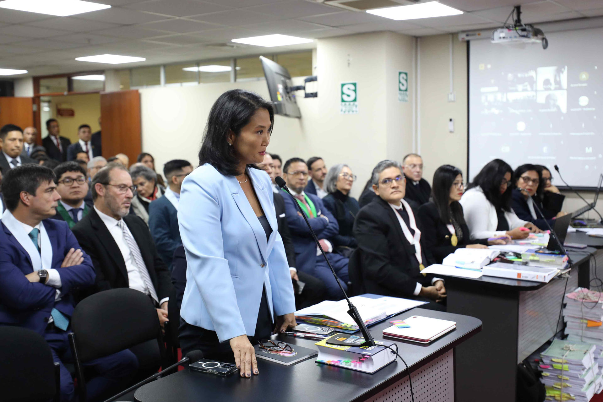 Acusan a Keiko Fujimori de usar su partido para lucrar y buscar impunidad