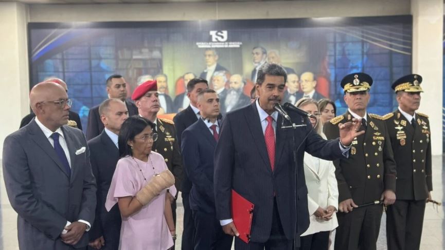 “Me someto a las leyes del TSJ y Psuv está listo para presentar 100% de las actas electorales”: Maduro