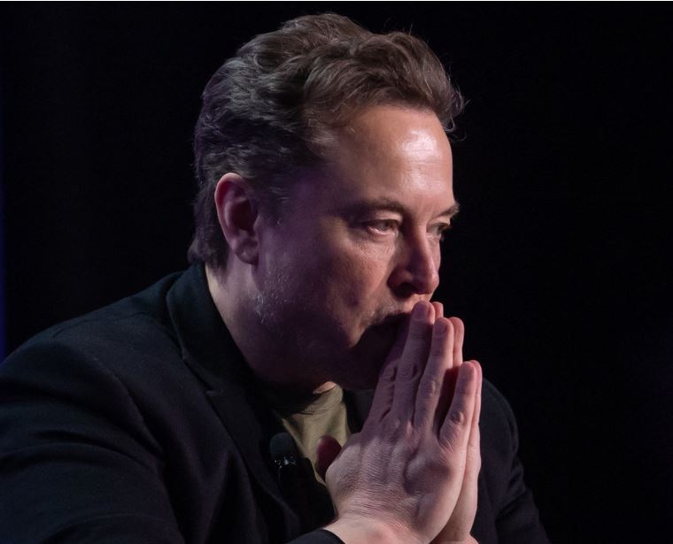 Elon Musk dice que un ciberataque causa problemas para emitir en X entrevista con Trump