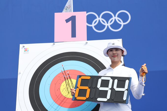 La surcoreana Lim Sihyeon abre los Juegos Olímpicos con récord mundial