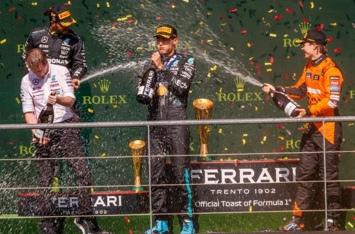 Russell descalificado y Hamilton se quedó con el GP de Bélgica