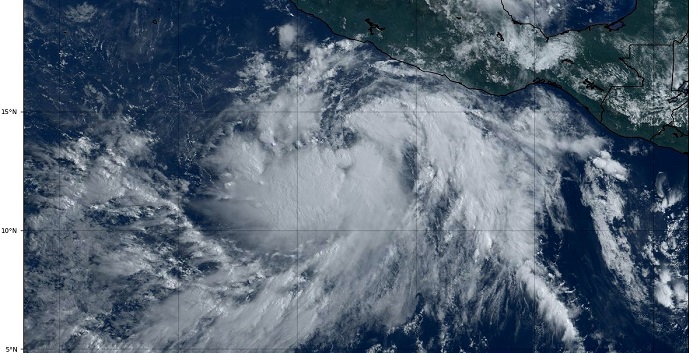 México avisa formación de tercera tormenta tropical de la temporada en el Pacífico