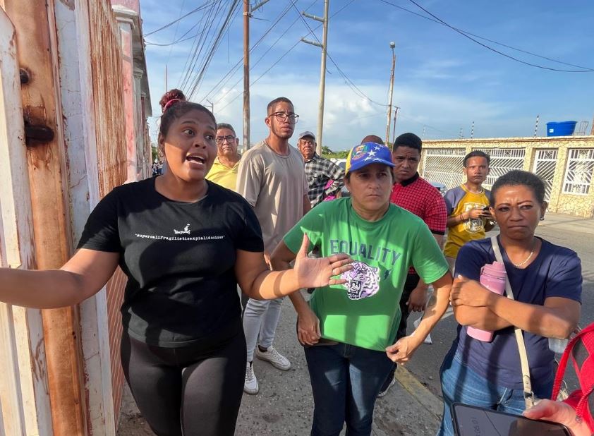 Reportan tensas situaciones durante la instalación de mesas electorales en Maracaibo y San Francisco