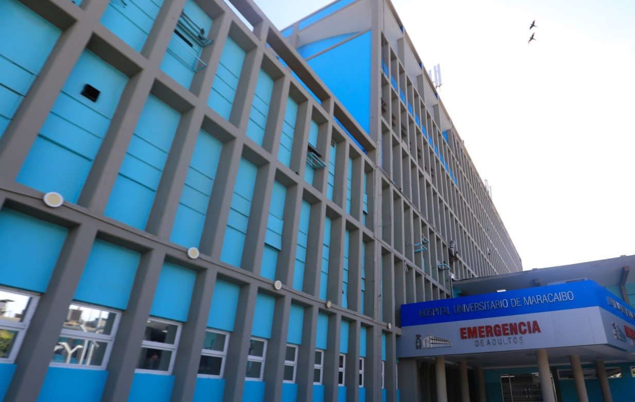 Ejecutivo nacional reinaugura el área de Emergencia del Hospital Universitario de Maracaibo