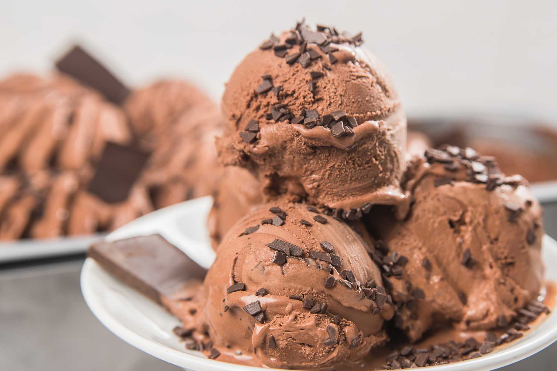 Los chinos hicieron el primer helado del mundo con la nieve, y los maracuchos más sabios, sacaron el “cepillao” raspando y endulzando el hielo