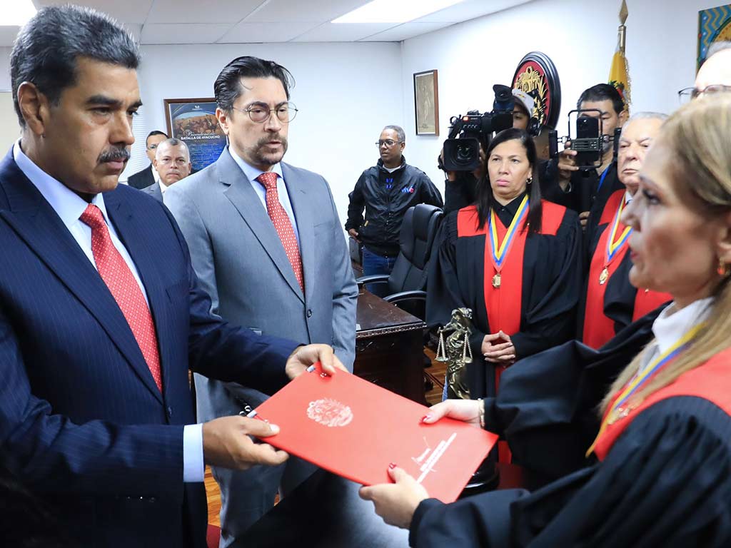 Maduro acudirá hoy 9-Ago al TSJ