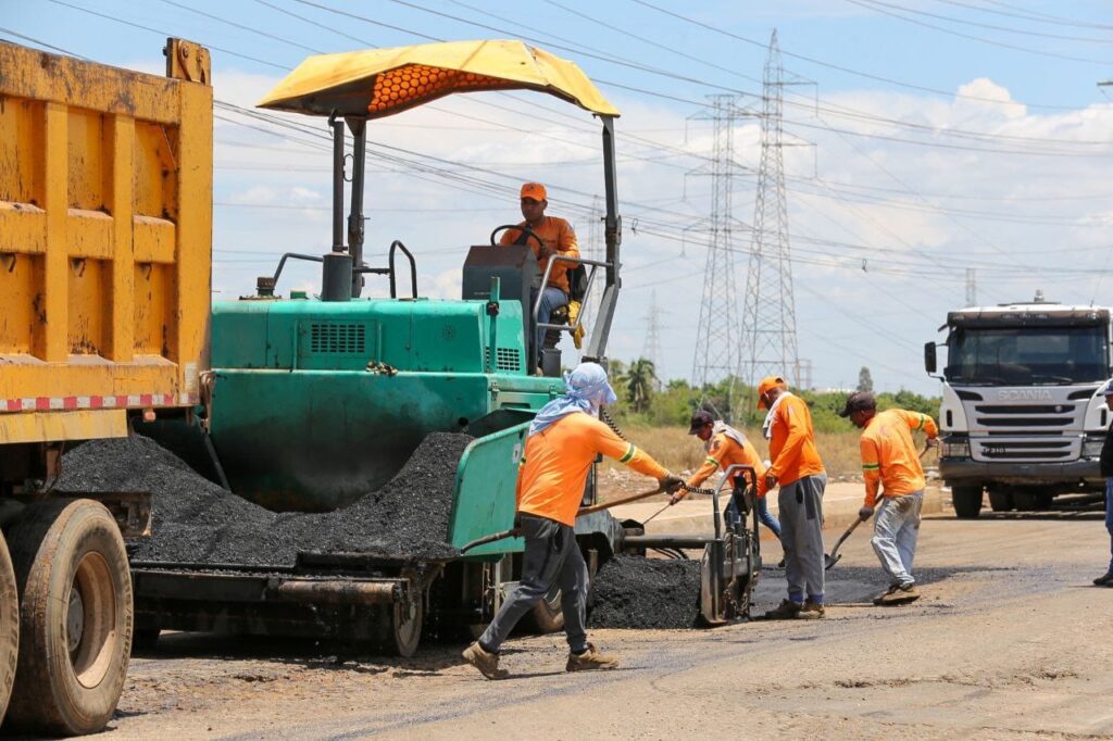 Más de 73 mil toneladas de asfalto se han colocado en arterias viales del Zulia