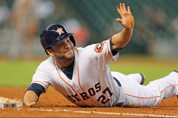 ¡Sorprendiendo! Altuve se robó el home ante Filadelfia