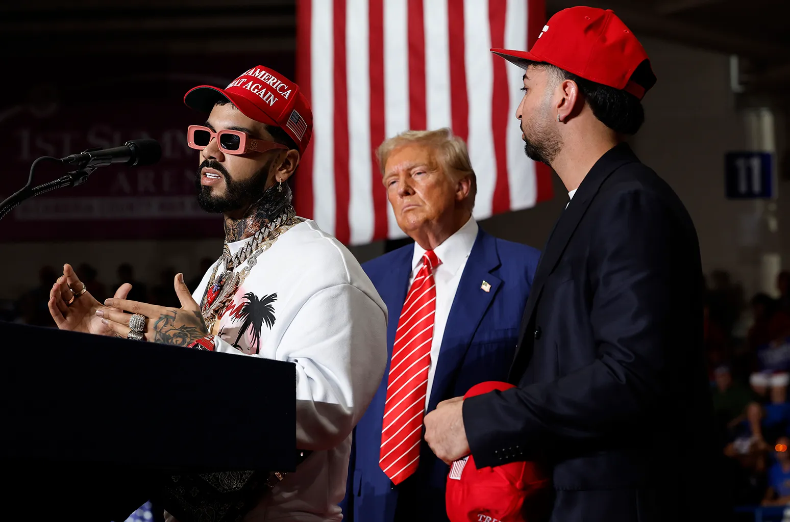 Anuel AA y Justin Quiles apoyan a Donald Trump en Pensilvania