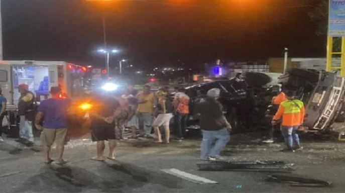 Heridos ocho ferromineros en accidente de tránsito en Bolívar