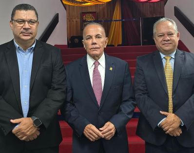 Manuel Rosales, José Cartaya y Simón Calzadilla en el TSJ respondiendo al llamado de la Sala Electoral: Comenzó la audiencia