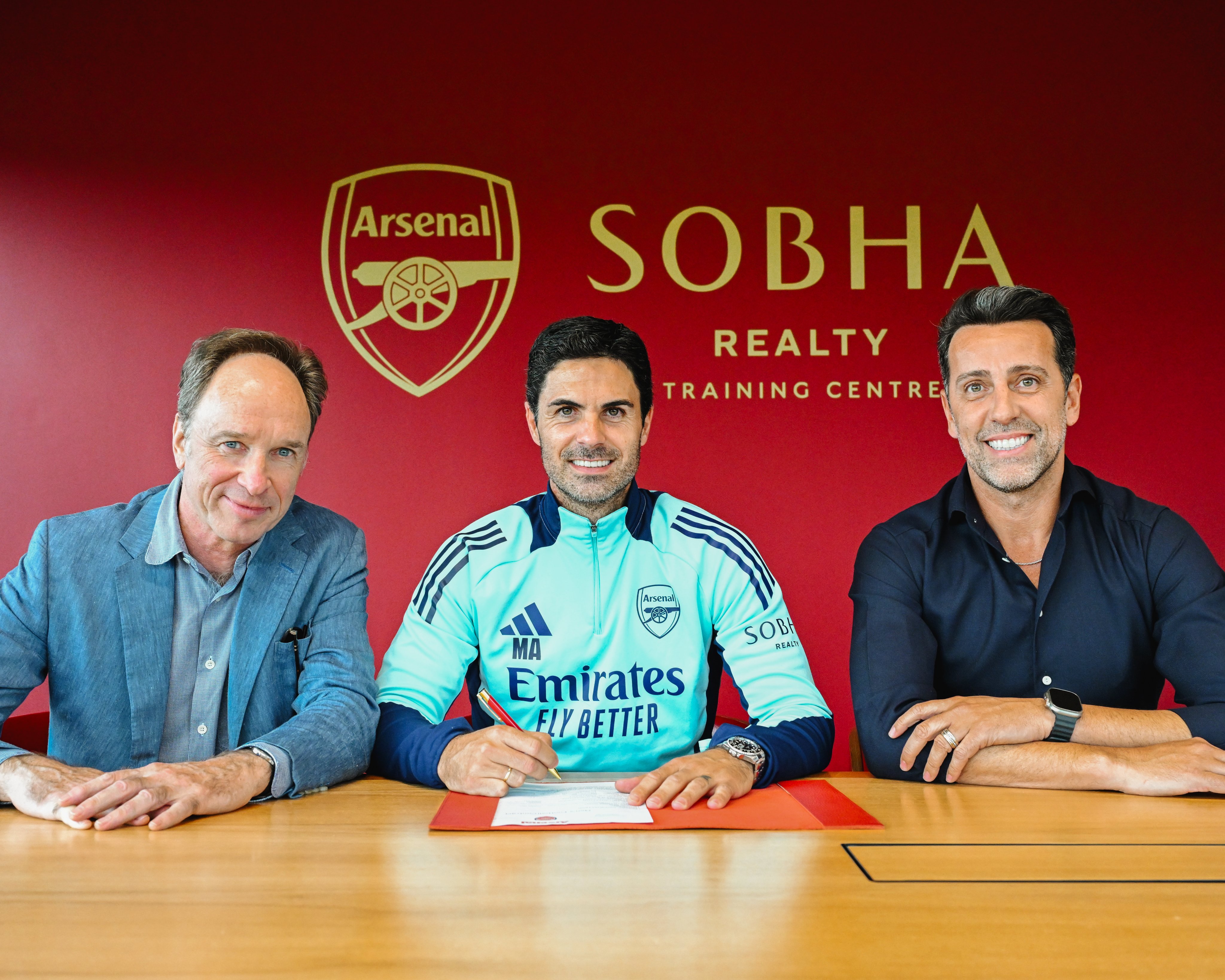 Mikel Arteta renovó su contrato con el Arsenal