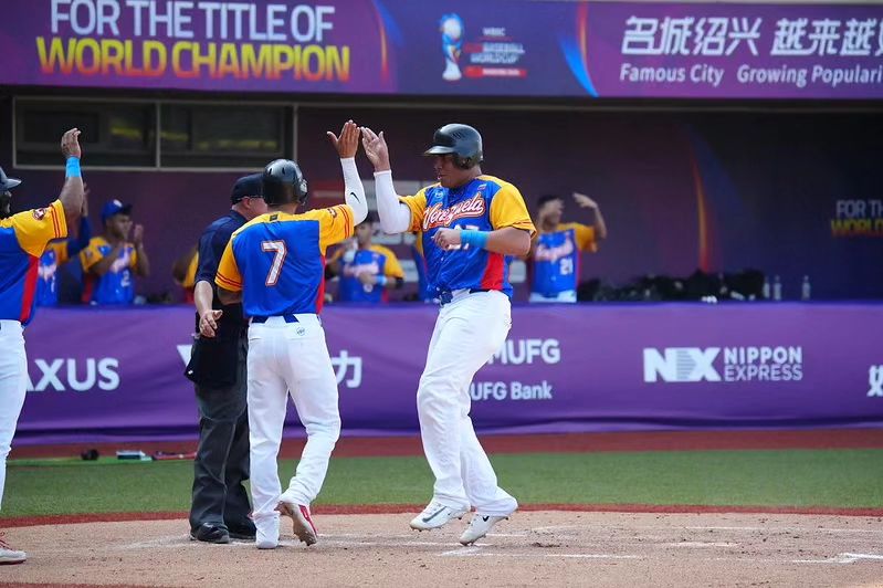 Venezuela debutó derrotando a Países Bajos en el Mundial U23 de beisbol