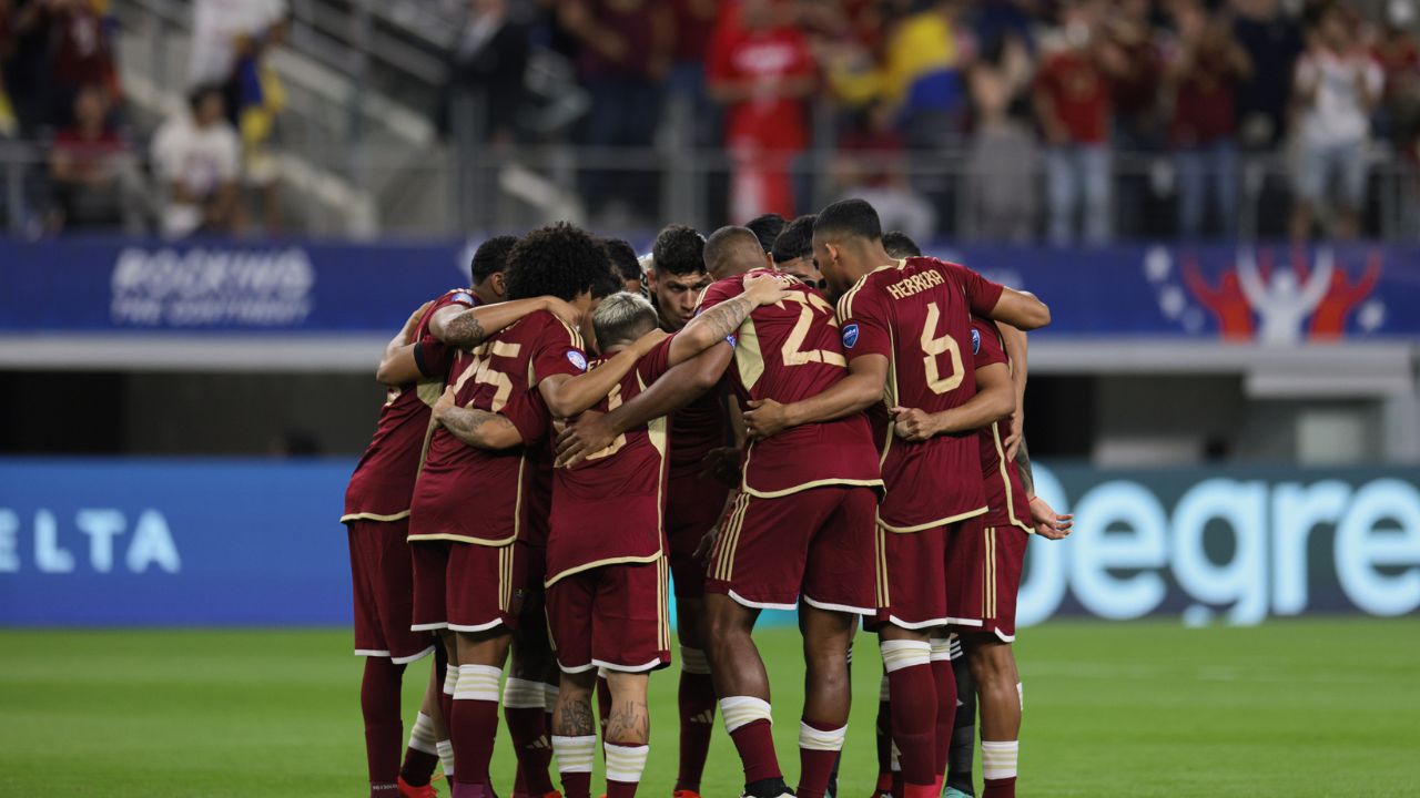 La Vinotinto presentó el 11 inicial para el partido ante Bolivia