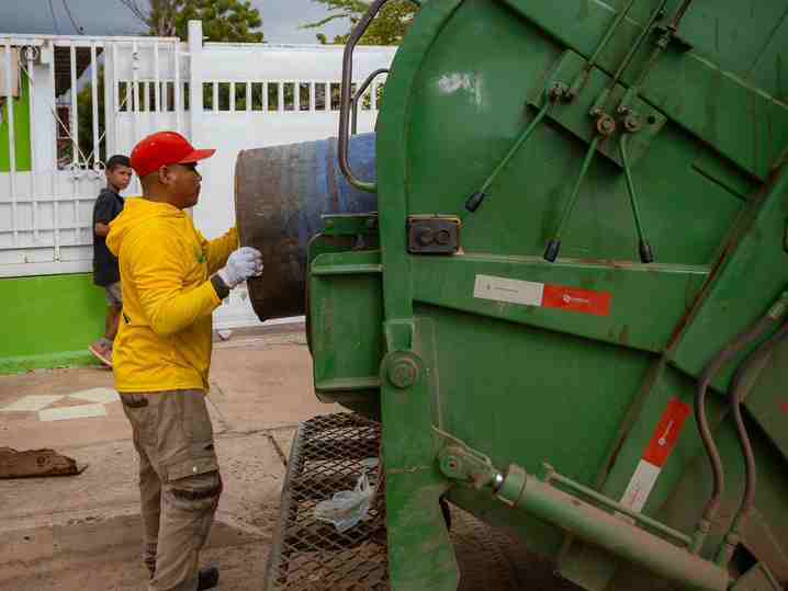 Califican con 90 % el servicio de recolección de aseo urbano en Maracaibo, según Censo Comercial