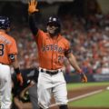 José Altuve igualó en anotadas con el dominicano Alfonso Soriano