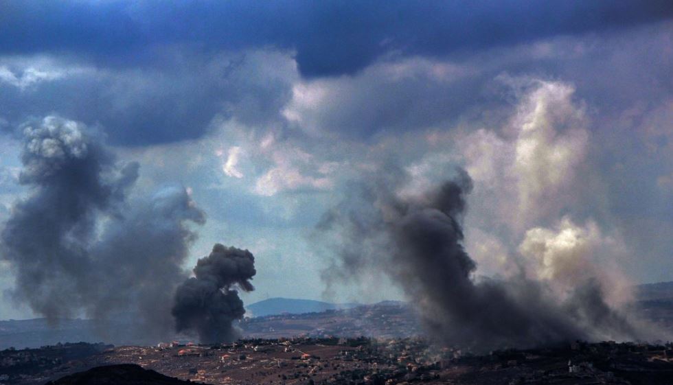 Miles de personas huyen del Líbano tras fuertes ataques de Israel