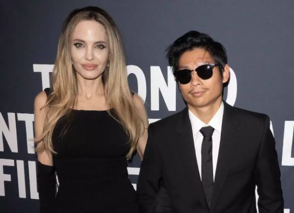 Angelina Jolie posa por primera vez tras el terrible accidente que le dejó cicatrices en la cara a su hijo