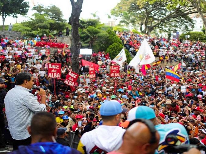 Arrancó movilización del oficialismo en Caracas