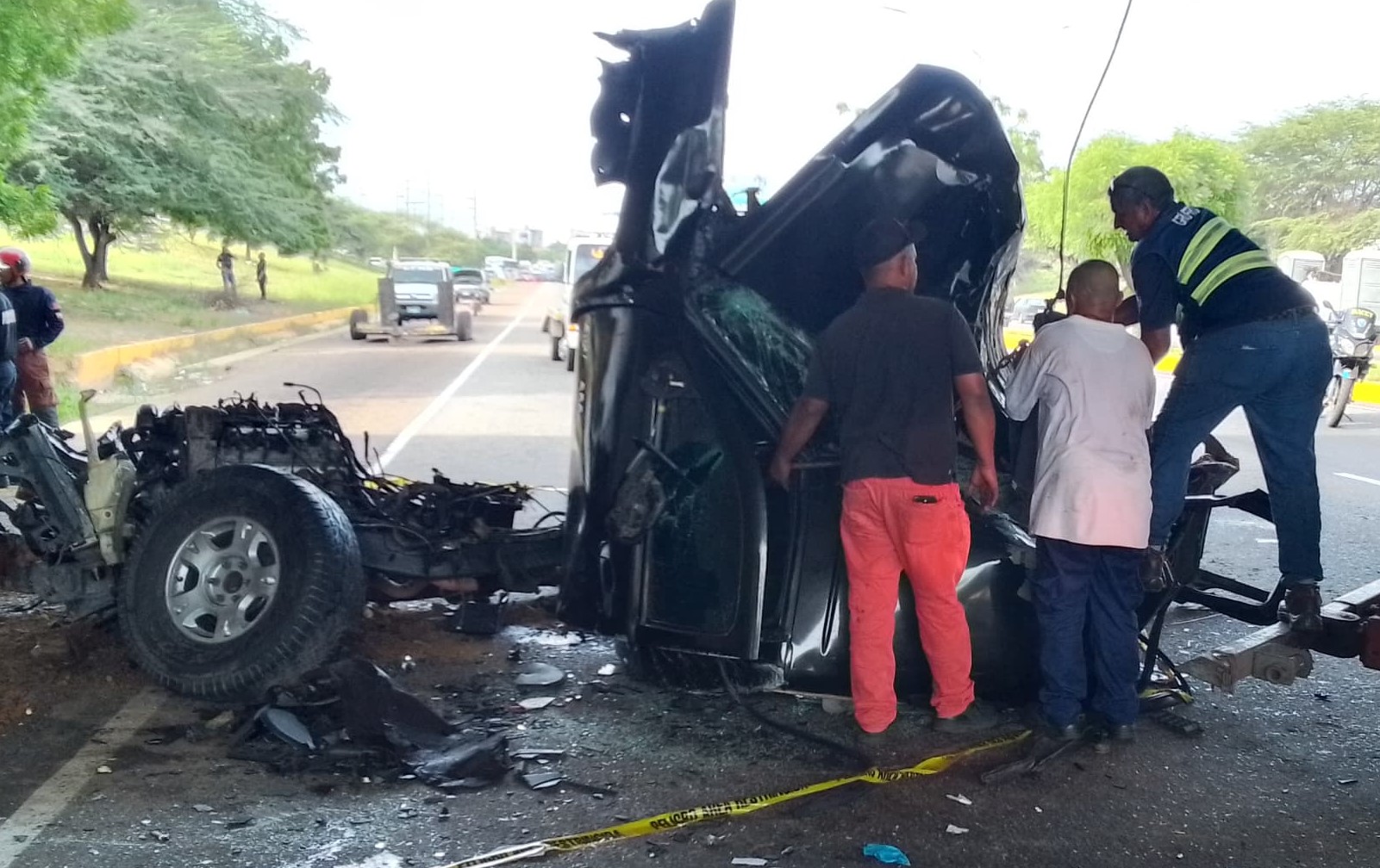 Estable pero bajo estrictos cuidados médicos permanece en el HUM el herido del accidente en la C-1: Será operado en las próximas horas