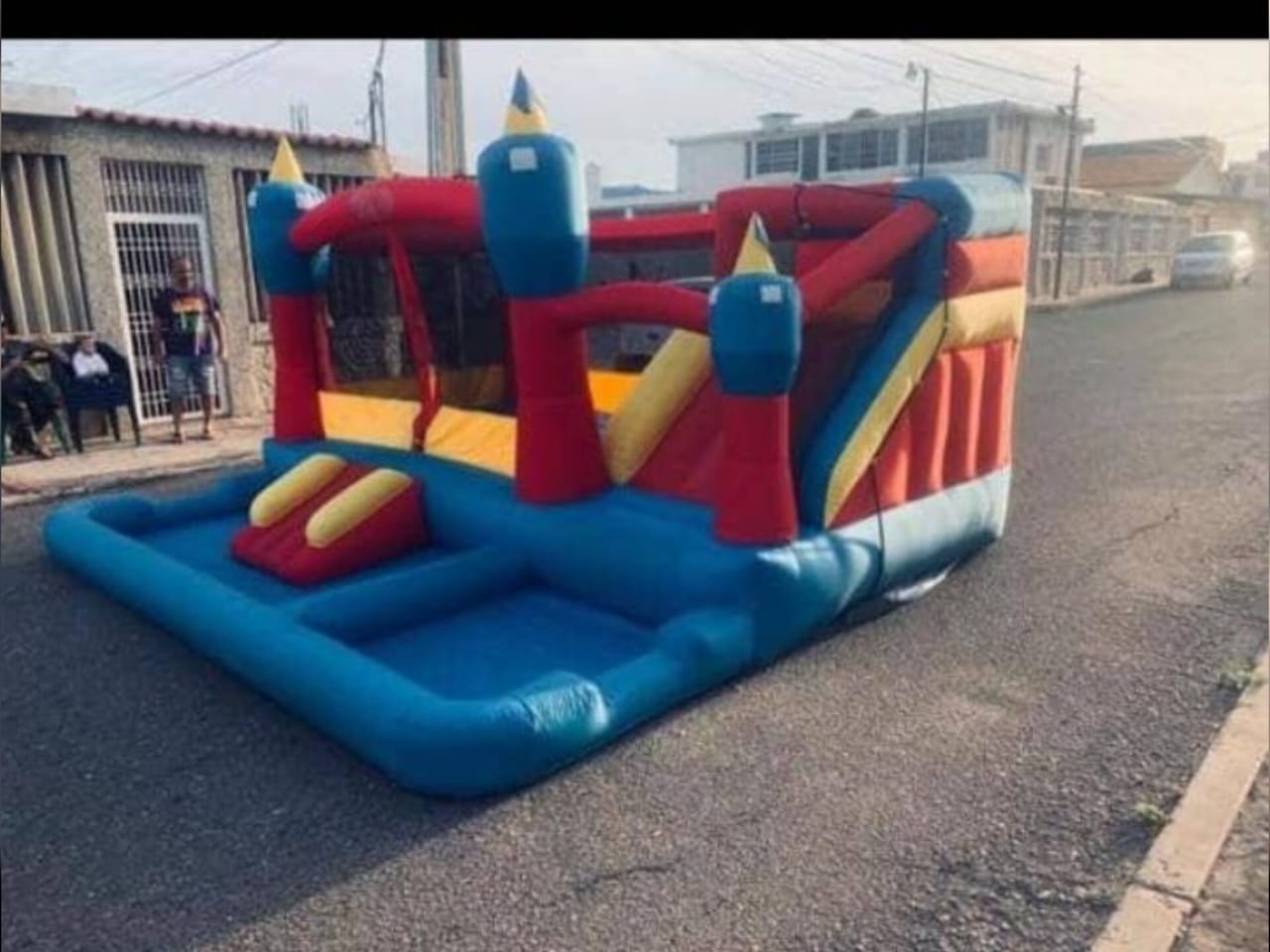 Se le cayó un inflable en plena C-1: Es su herramienta de trabajo, pide ayuda para encontrarlo