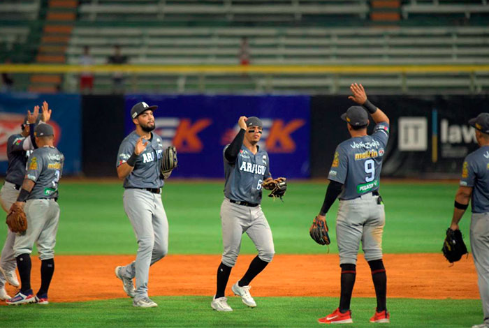 Tigres acabó con la racha ganadora de Caribes