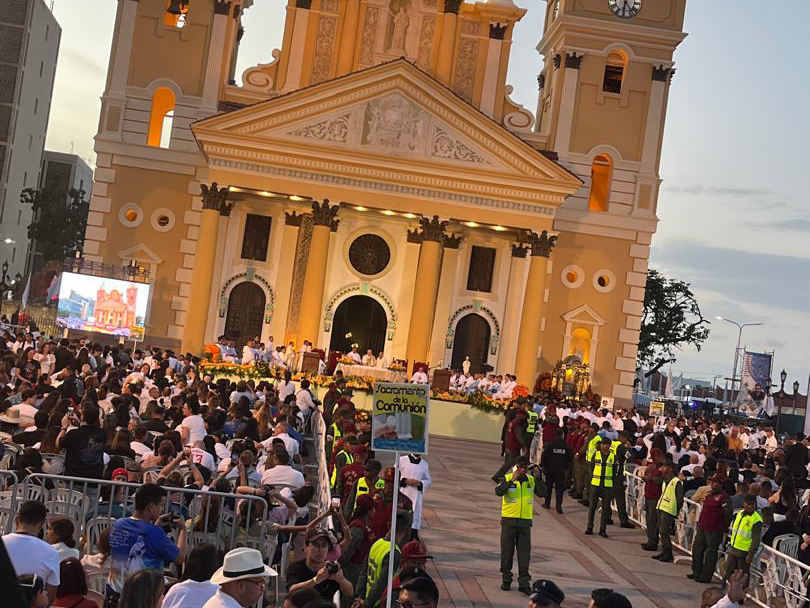 La Basílica de Chiquinquirá invita a celebrar la Nochebuena en comunidad