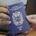 Panamá permitirá a venezolanos con pasaporte vencido usarlo para trámites por seis meses