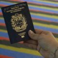 Venezolanos sin pasaporte vigente pueden ingresar al país a través de la frontera con Colombia