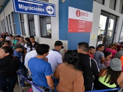 Perú obliga a arrendadores a registrar extranjeros en sistema de Migraciones