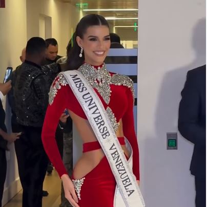 La impecable presencia de nuestra Miss Venezuela, Ileana Márquez, en la “Evening of Smiles” de Miami