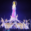 El Ángel de la Plaza en Bella Vista iluminará más de la cuenta este año: Se le incorporaron luces estroboscópicas