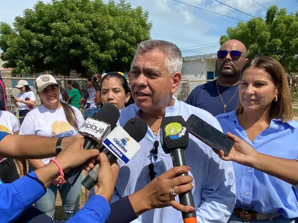 Alcalde José Mosquera se ausentará de su cargo por tres semanas