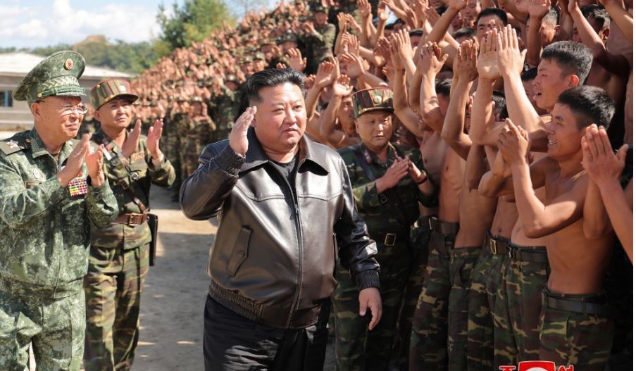 Así es como Kim Jong-un inspecciona el adiestramiento de las fuerzas especiales norcoreanas