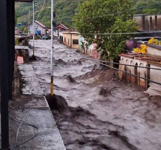 Lluvias ocasionaron el desbordamiento de ríos en Cumanacoa y Carúpano