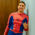 Martin Elías Jr. Se disfraza de Spiderman y causa furor en las redes