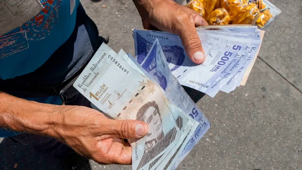 Venezuela supera progresivamente su inflación y deja a Argentina como el país como la tasa más alta en el último año, según OVF