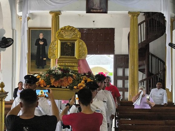 Procesión lacustre de La Chinita continúa por Isla de Toas