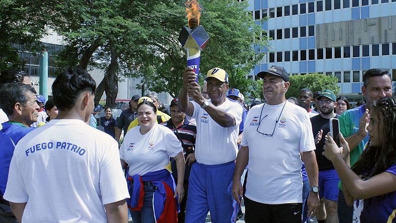 ¡Con Orgullo Zuliano! El Fuego Patrio de Atletas, Paratletas y Glorias deportivas llegó a Maracaibo