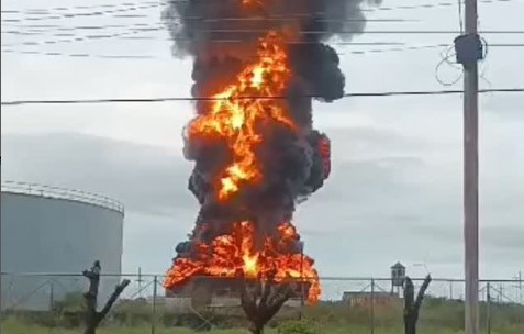 Al menos 18 heridos dejó segunda explosión del tanque de PDVSA en Cabimas la tarde de este 15-Oct