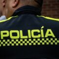 Asesinan a dos policías tras incursión de grupo armado en un departamento de Colombia