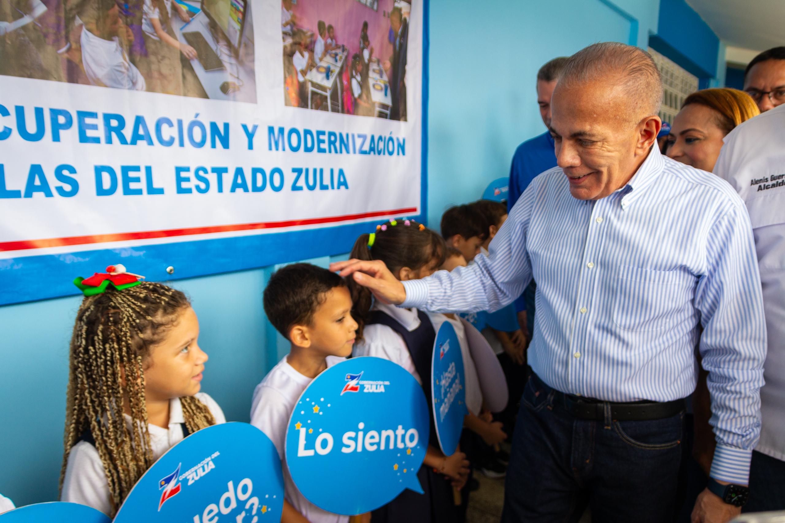 Gobernador Rosales inauguró una escuela, supervisó obras y ejecutó programas sociales en Santa Rita