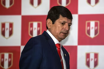 Detienen al Presidente de la Federación Peruana de Fútbol