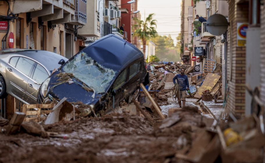 Un total de 5.000 militares adicionales serán desplegados en Valencia para afrontar los efectos de la DANA