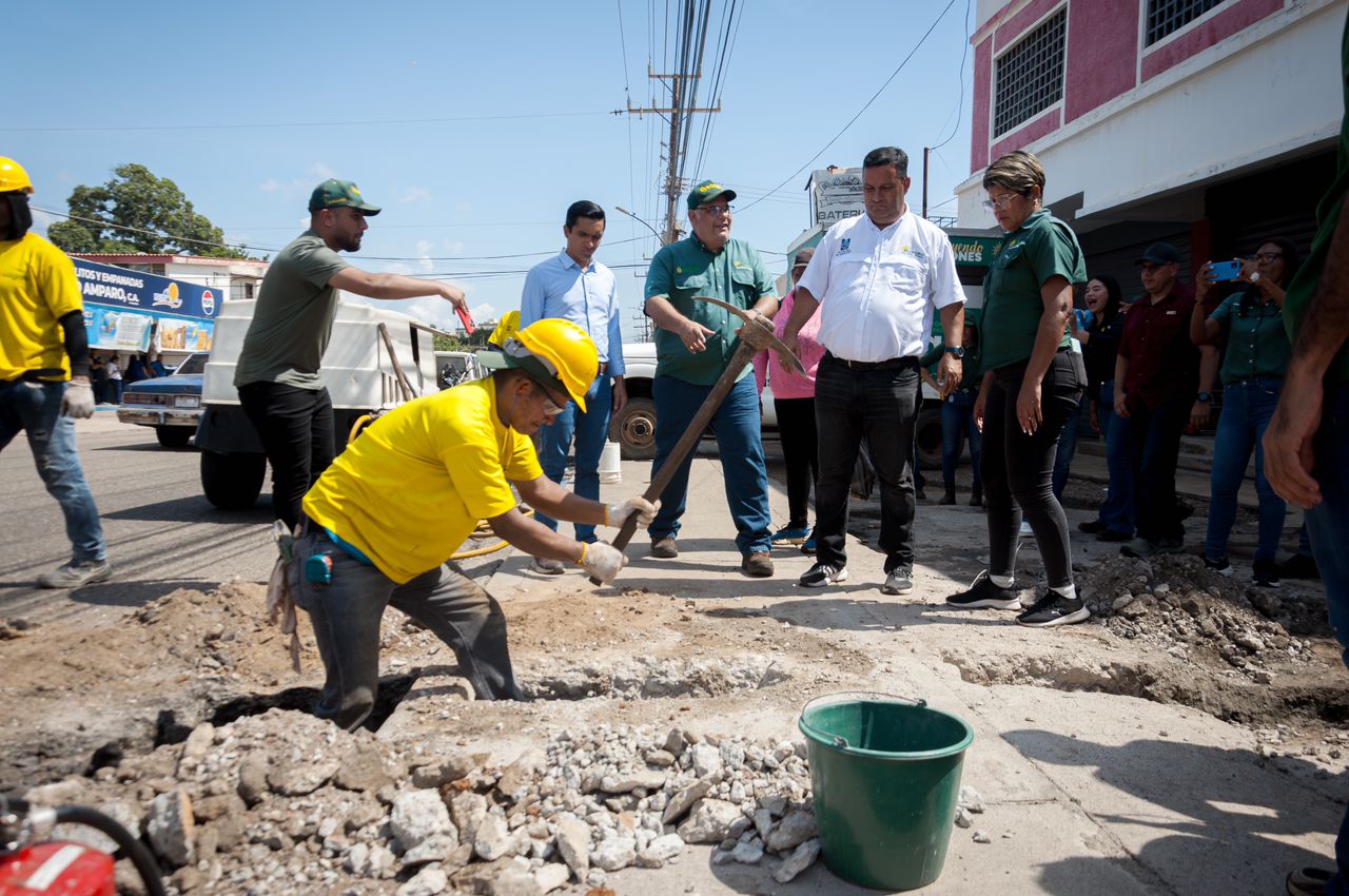 Alcaldía de Maracaibo corrige fuga de gas en comercio del corredor vial Amparo